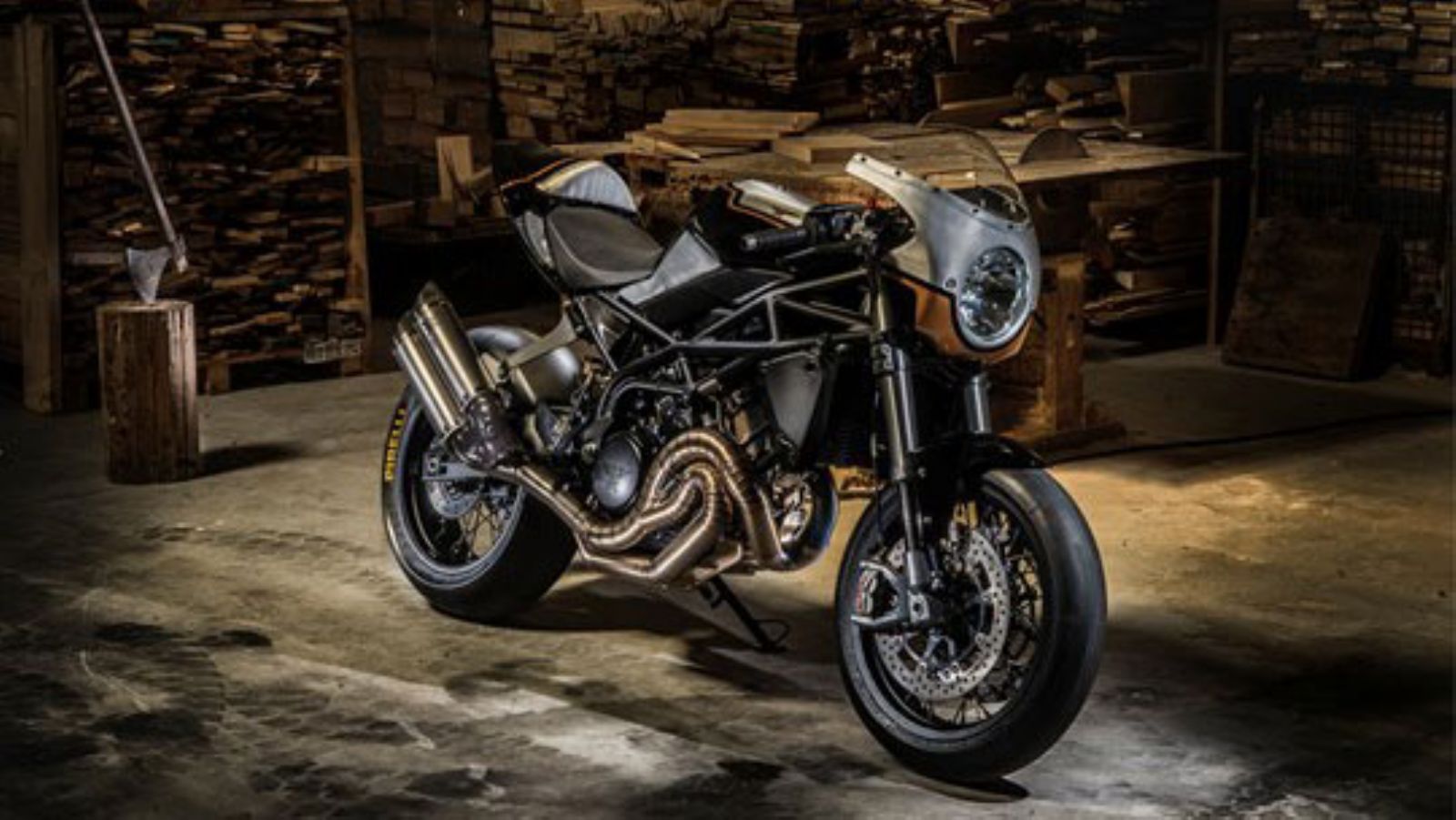 Αυθεντική cafe racer εμφάνιση