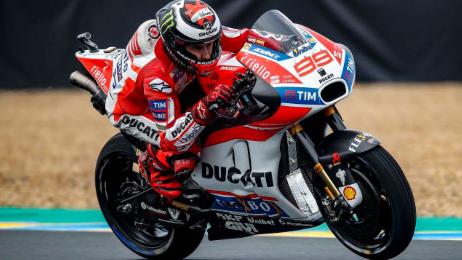 Πρωτοποριακή η ιδέα της Ducati για ένα πιρούνι με carbon καλάμια 