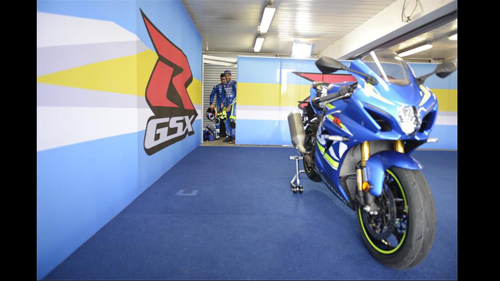 Iannone και Rins δοκίμασαν την νέα GSX-R 1000R στο Phillip Island