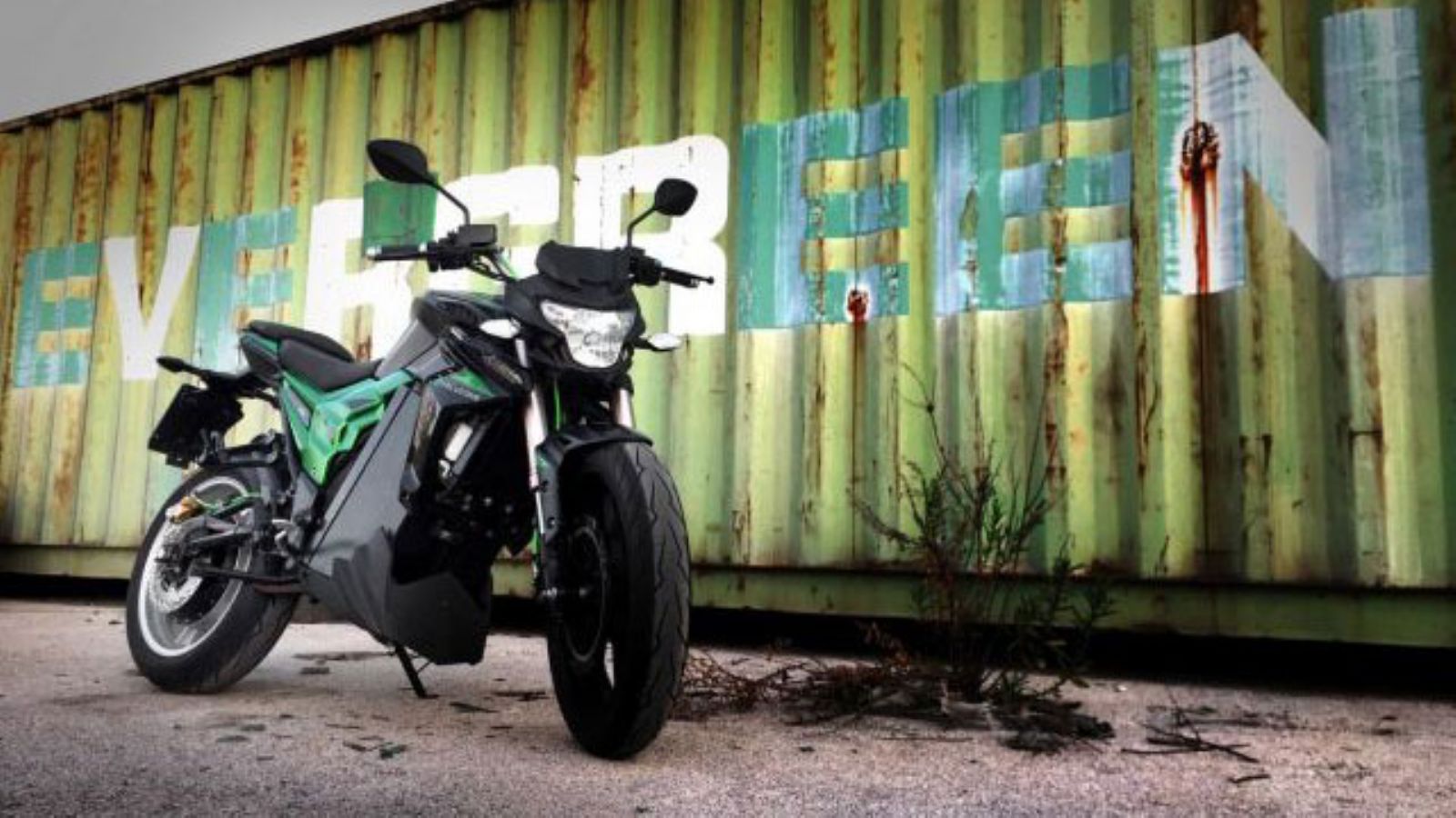 Διαθέτει 3 προγράμματα οδήγησης.