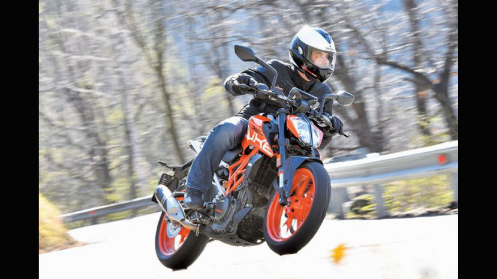 KTM Duke 125 & 390