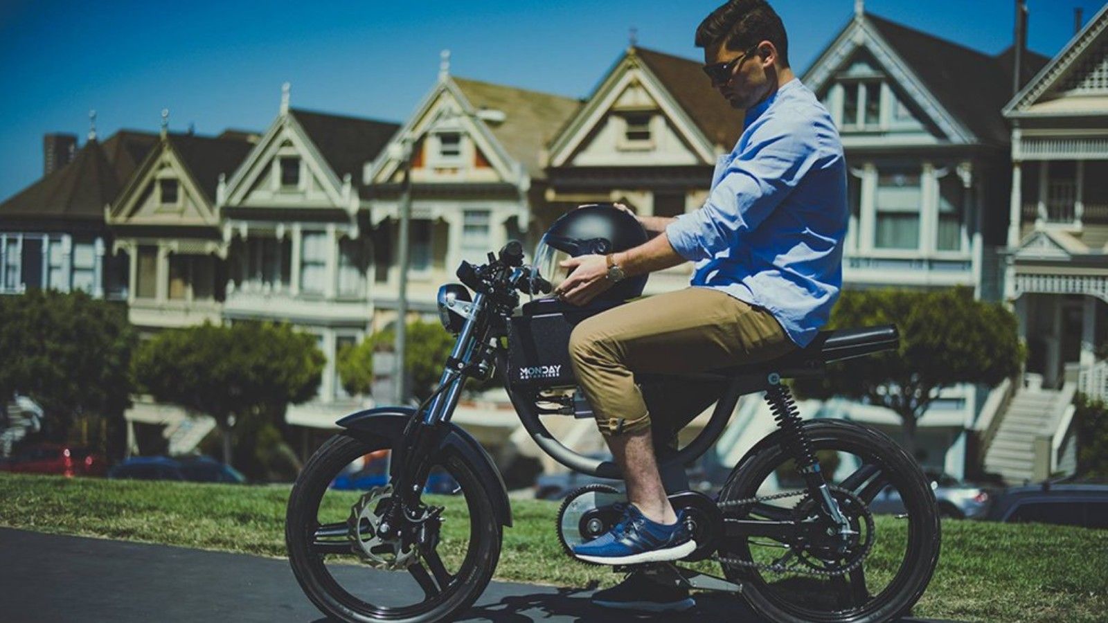 Αυτό είναι το μινιμαλιστικό M1.