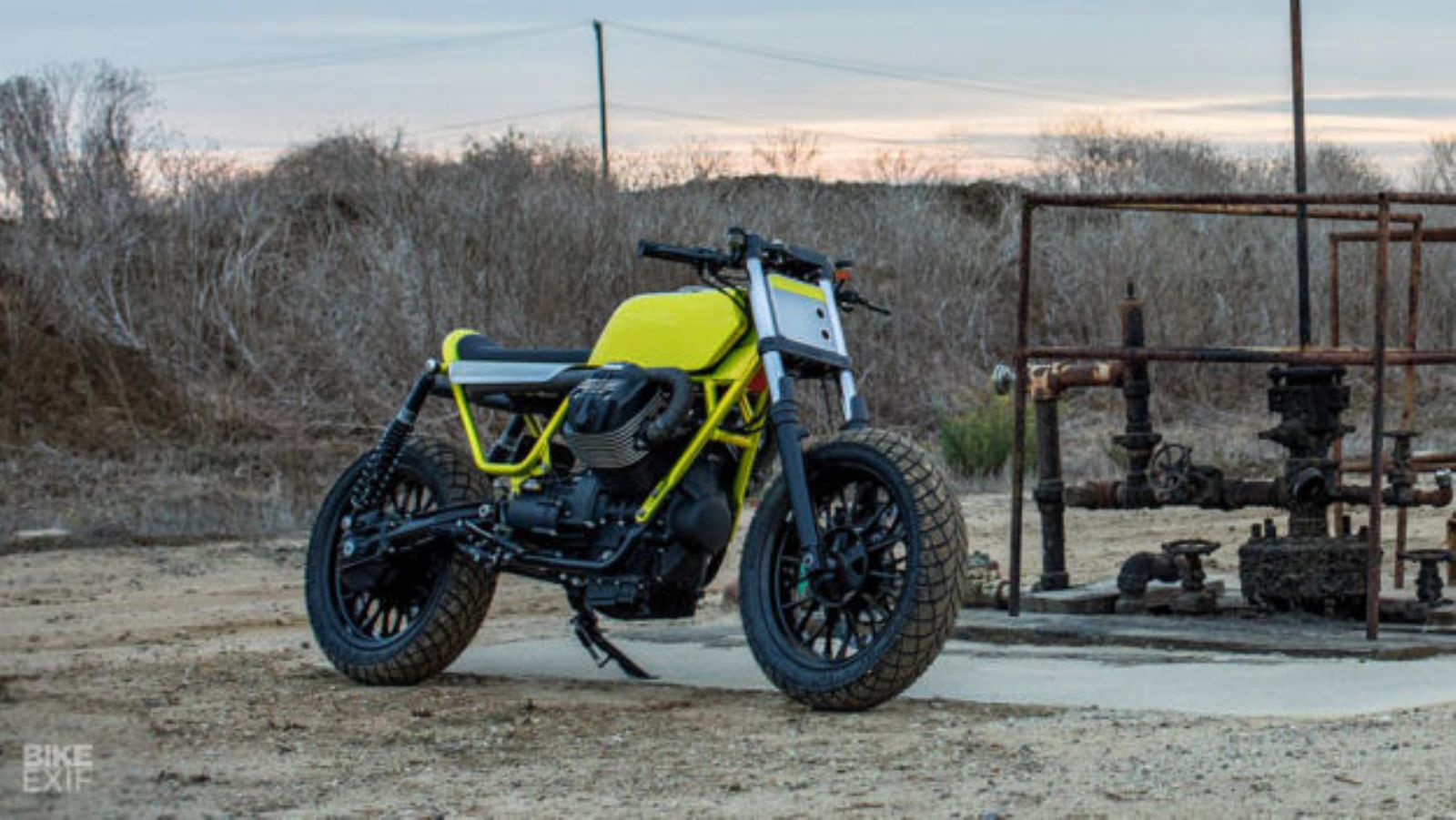 Η βαφή τραβάει το βλέμμα.