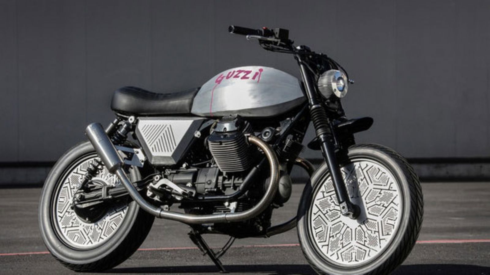 To νέο Moto Guzzi Tomoto