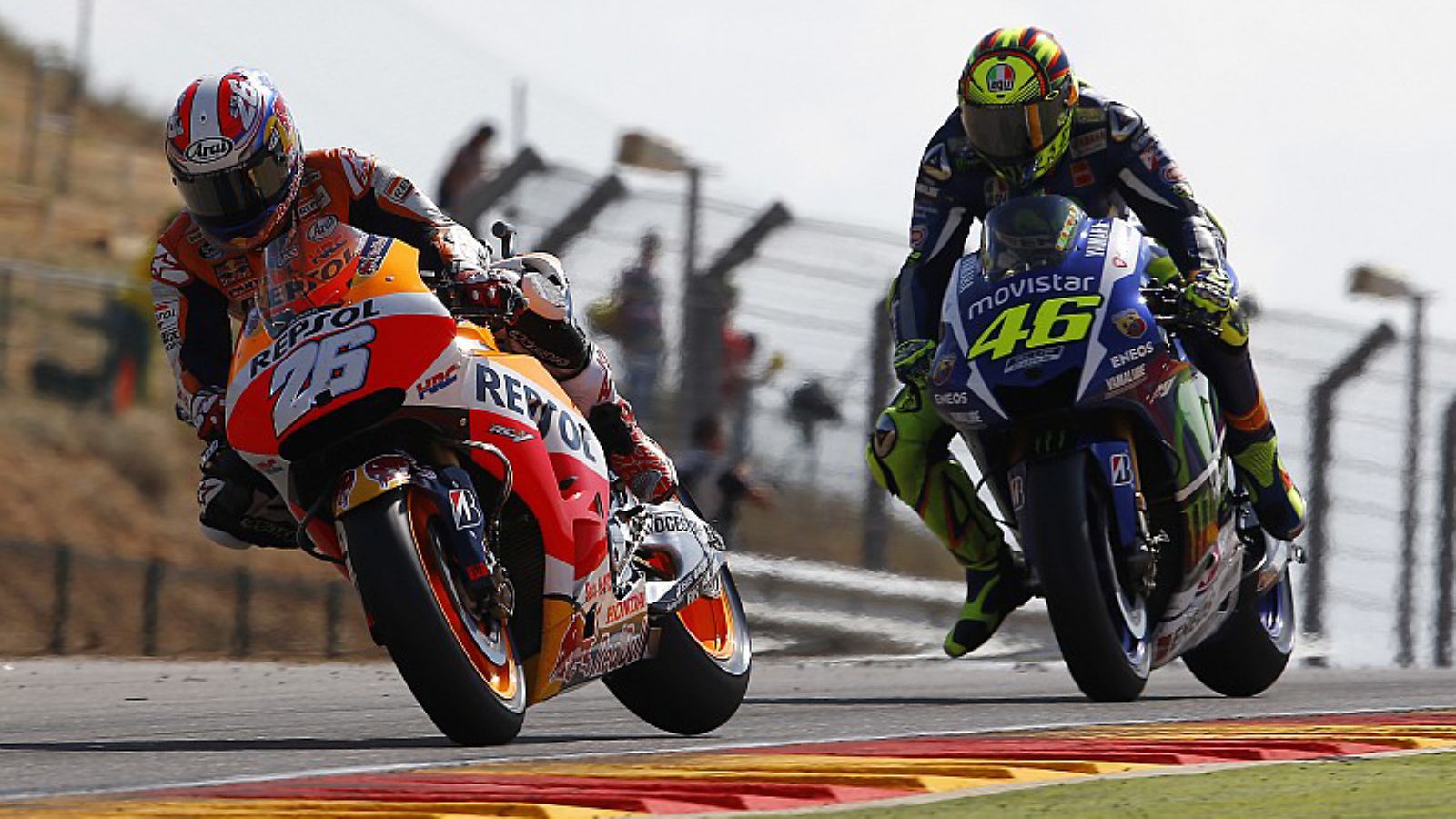 Ο Pedrosa πέρασε τον Rosi, αλλά δεν ήταν ένα εύκολο προσπέρασμα.