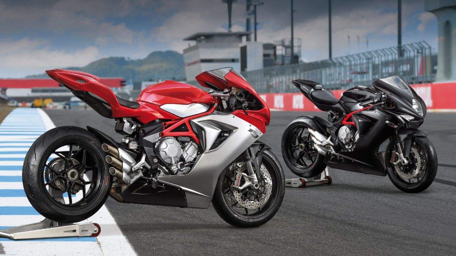 Αλλαγές στις F3 και Dragster RR, προκειμένου να συμμορφωθούν με τις Euro 4.