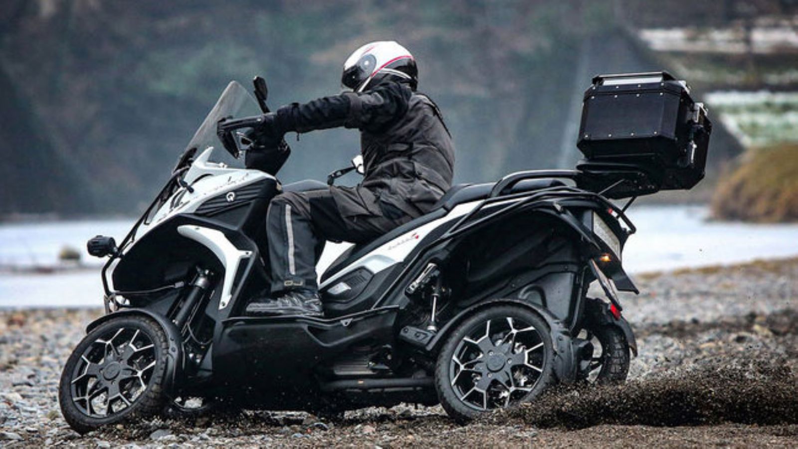 Το νέο μοντέλο Quadro4 Steinbock