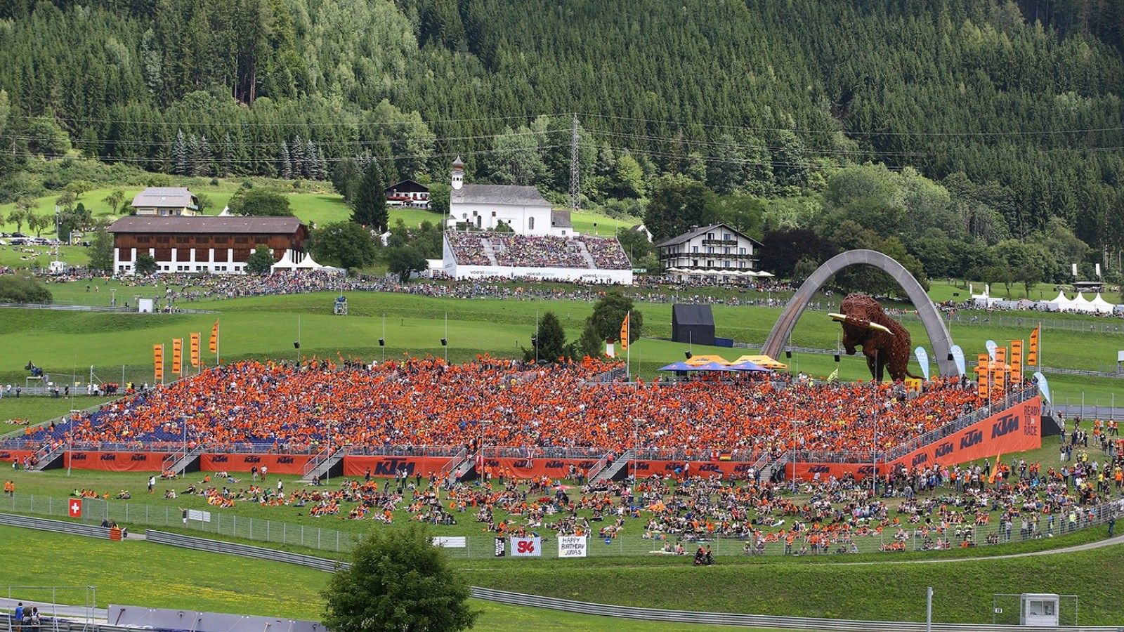 Απασχολεί και πάλι η Αυστριακή πίστα, σχετικά με το πόσο ασφαλής είναι για τους αγώνες...