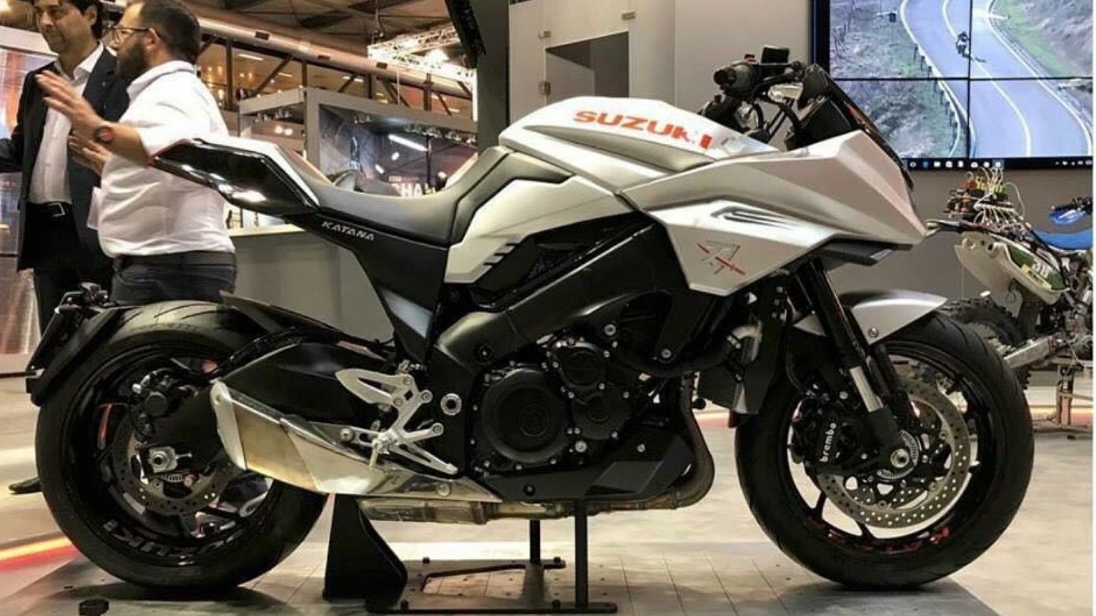 H επίμαχη φωτογραφία του φαινομενικά νέου Suzuki Katana, το οποίο τελικά ίσως να μην είναι αυτό που φαίνεται...