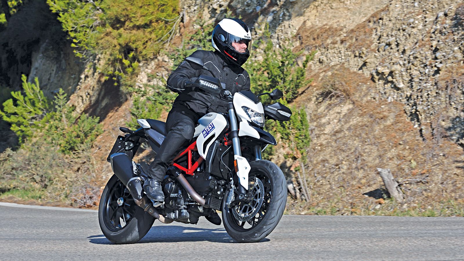 Το Hypermotard 939 της Ducati