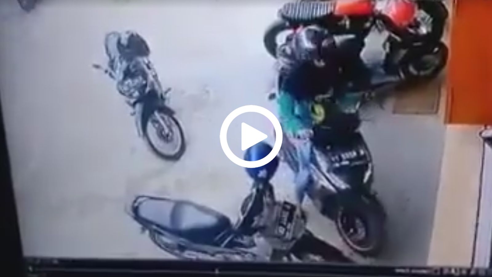 Βίντεο σαν και αυτά σε κάνουν να απορείς!