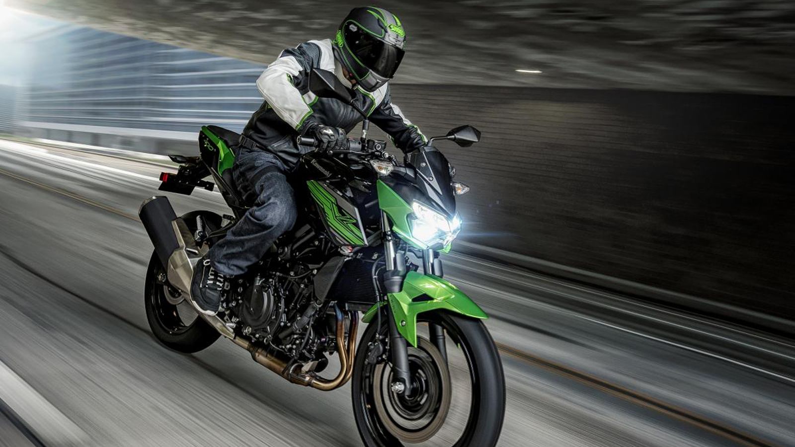 Νέο Kawasaki Z400