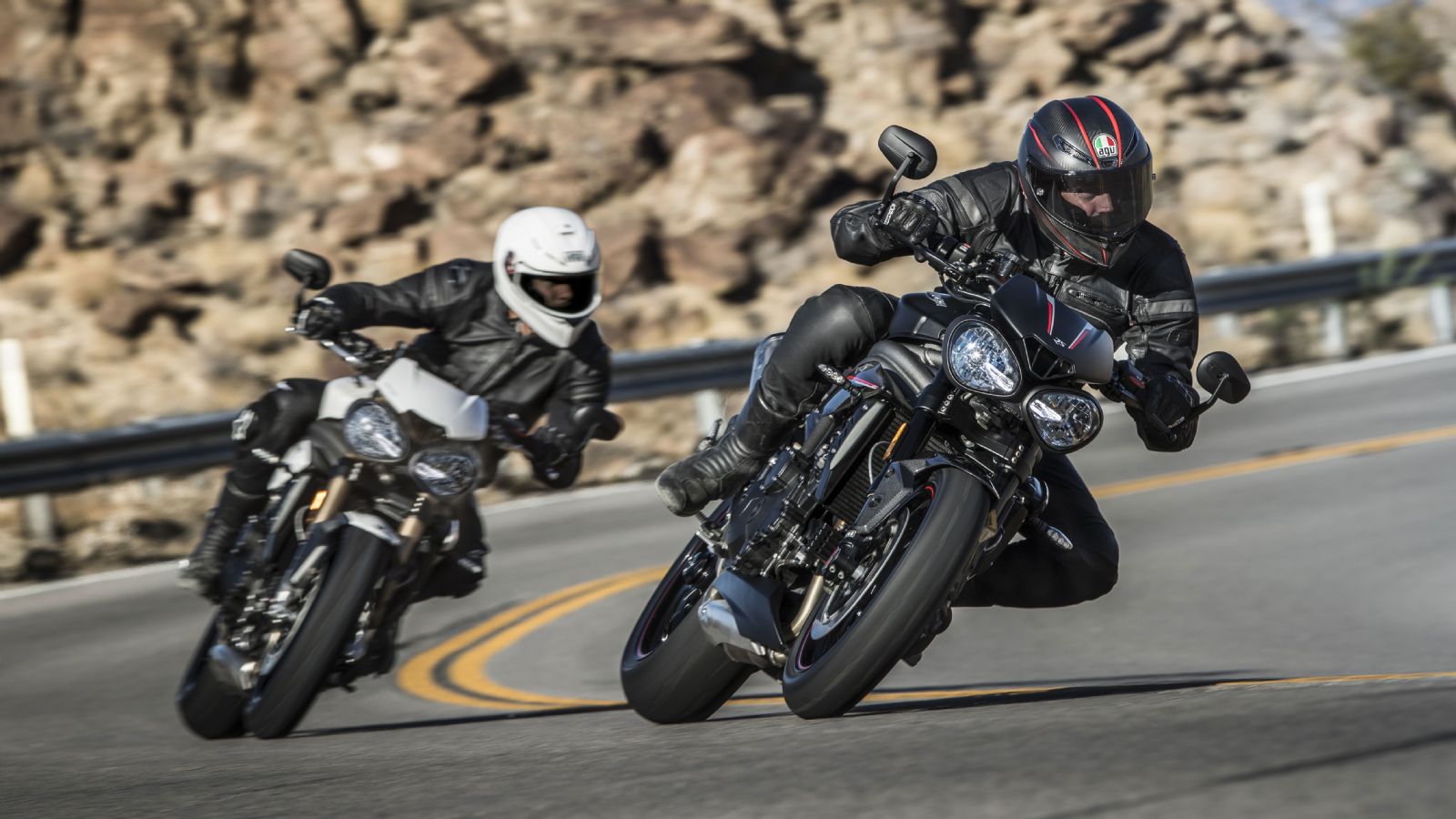 105 νέα εξαρτήματα στο εσωτερικό του κινητήρα