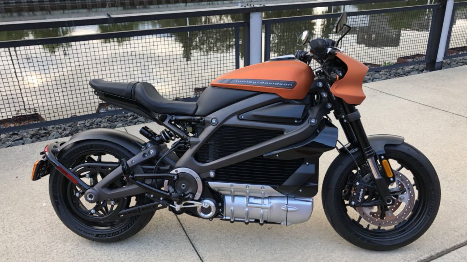 Πρώτη δημόσια εμφάνιση της ηλεκτρικής Harley Livewire