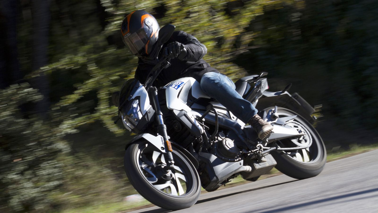 Μόνο στο Moto Τρίτη που κυκλοφορεί σε όλα τα περίπτερα με 1,95 ευρώ