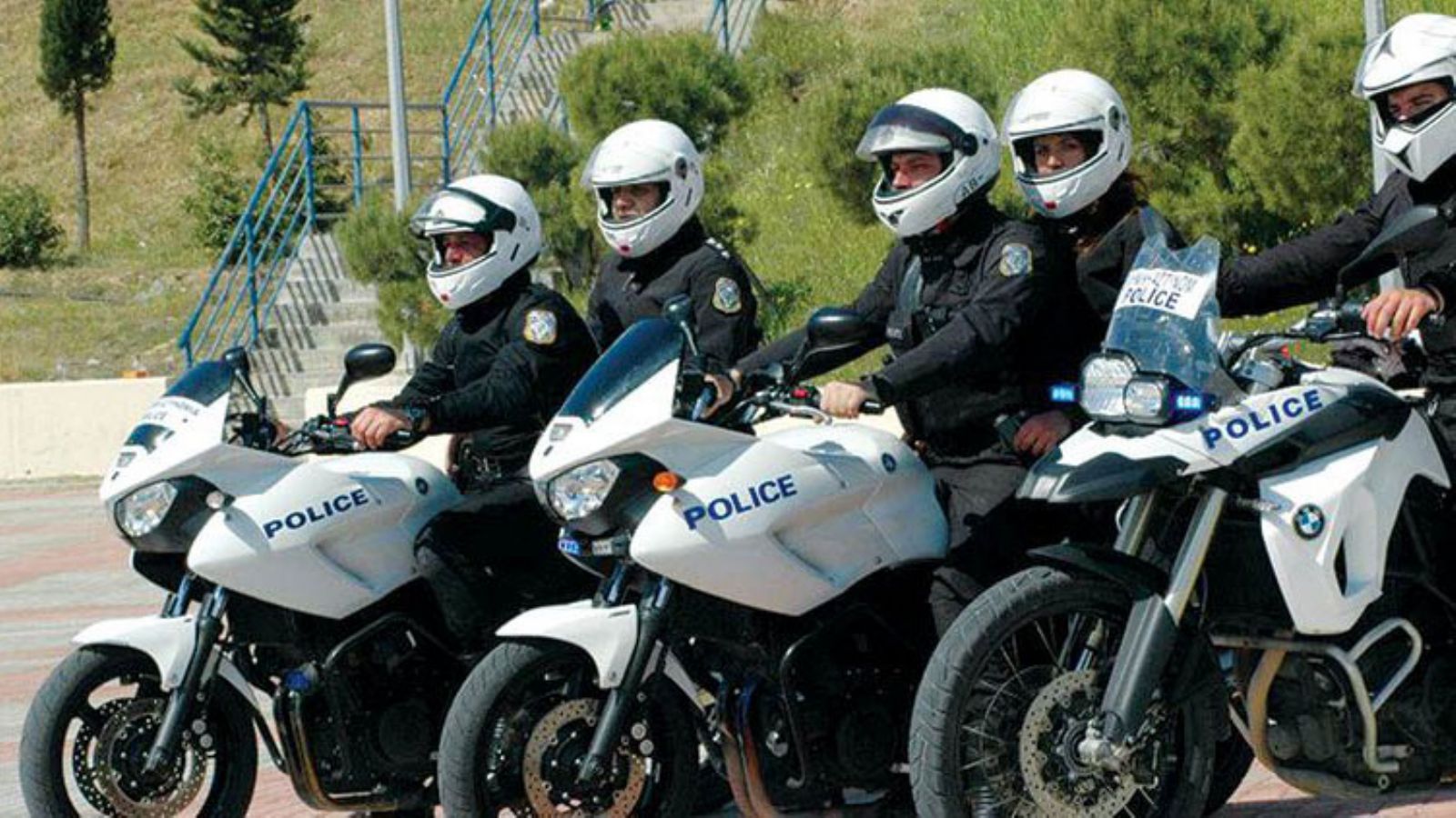 Ανήλικοι έκλεβαν μοτοσυκλέτες
