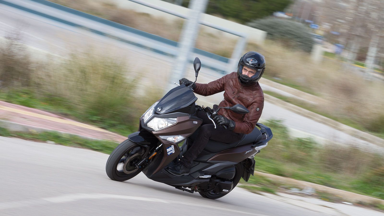 Δοκιμάζοντας το SYM Jet14 200i