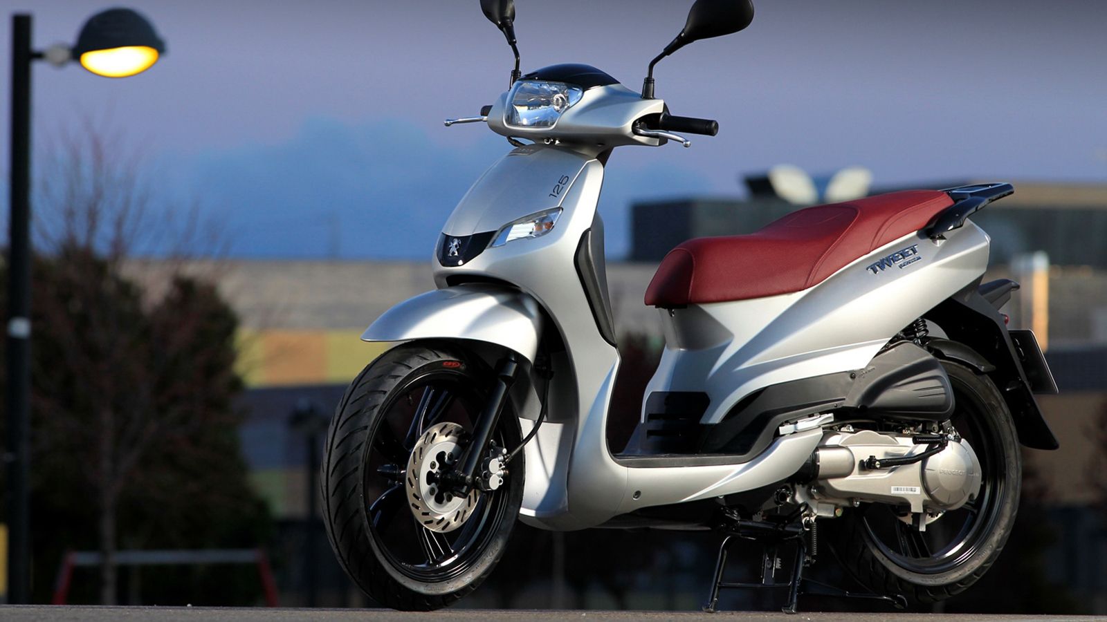 Όλα τα Peugeot Tweet σε χαμηλότερη τιμή