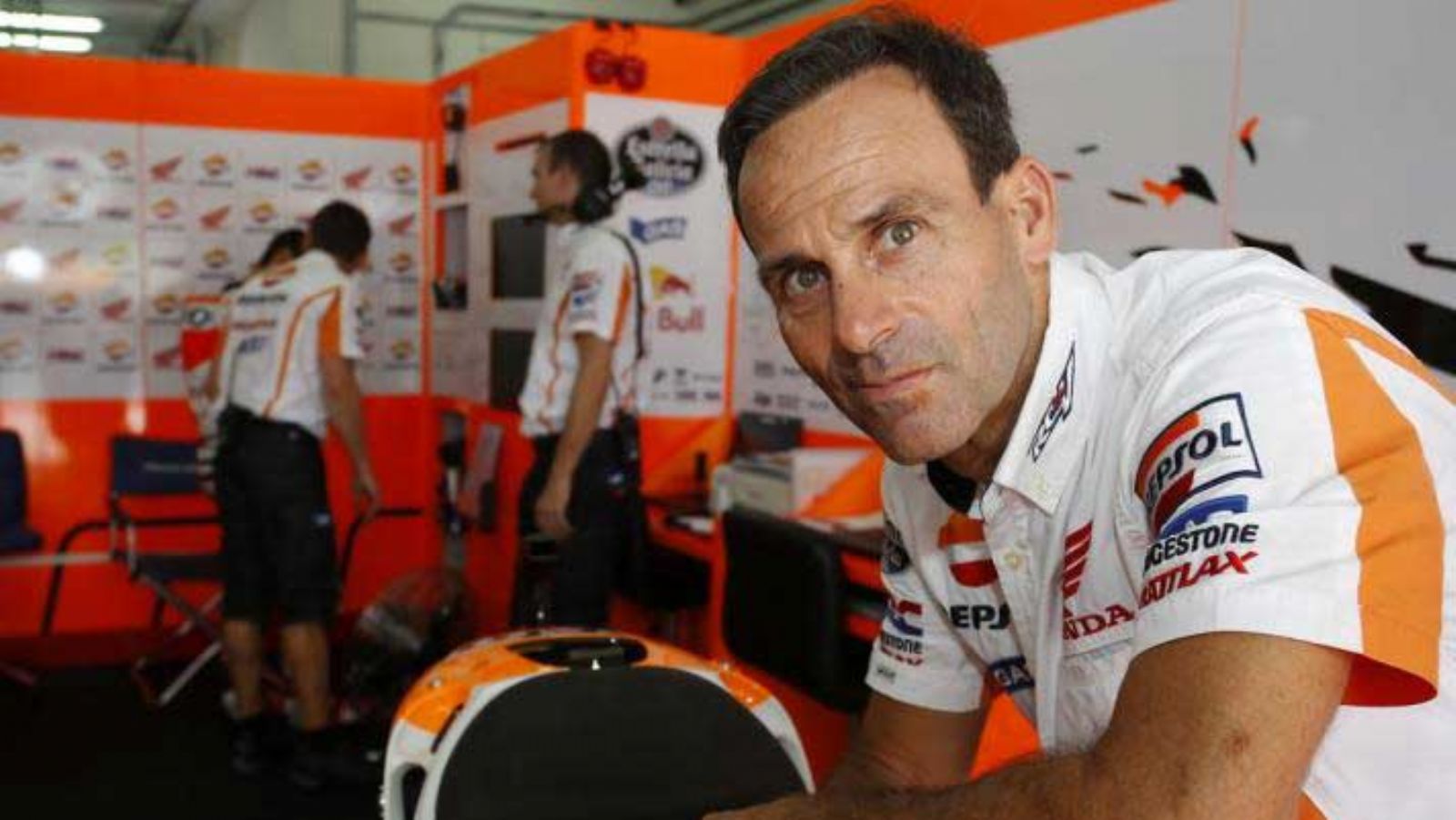 Είχε αγωνιστεί στην κατηγορία των 500 κυβικών και αργότερα ασχολήθηκε με την βελτίωση των αναβατών.