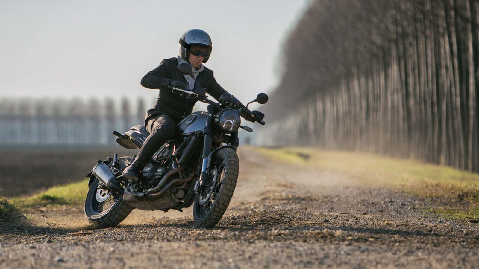 Benelli: Ανεπανάληπτη προσφορά Leoncino Trail