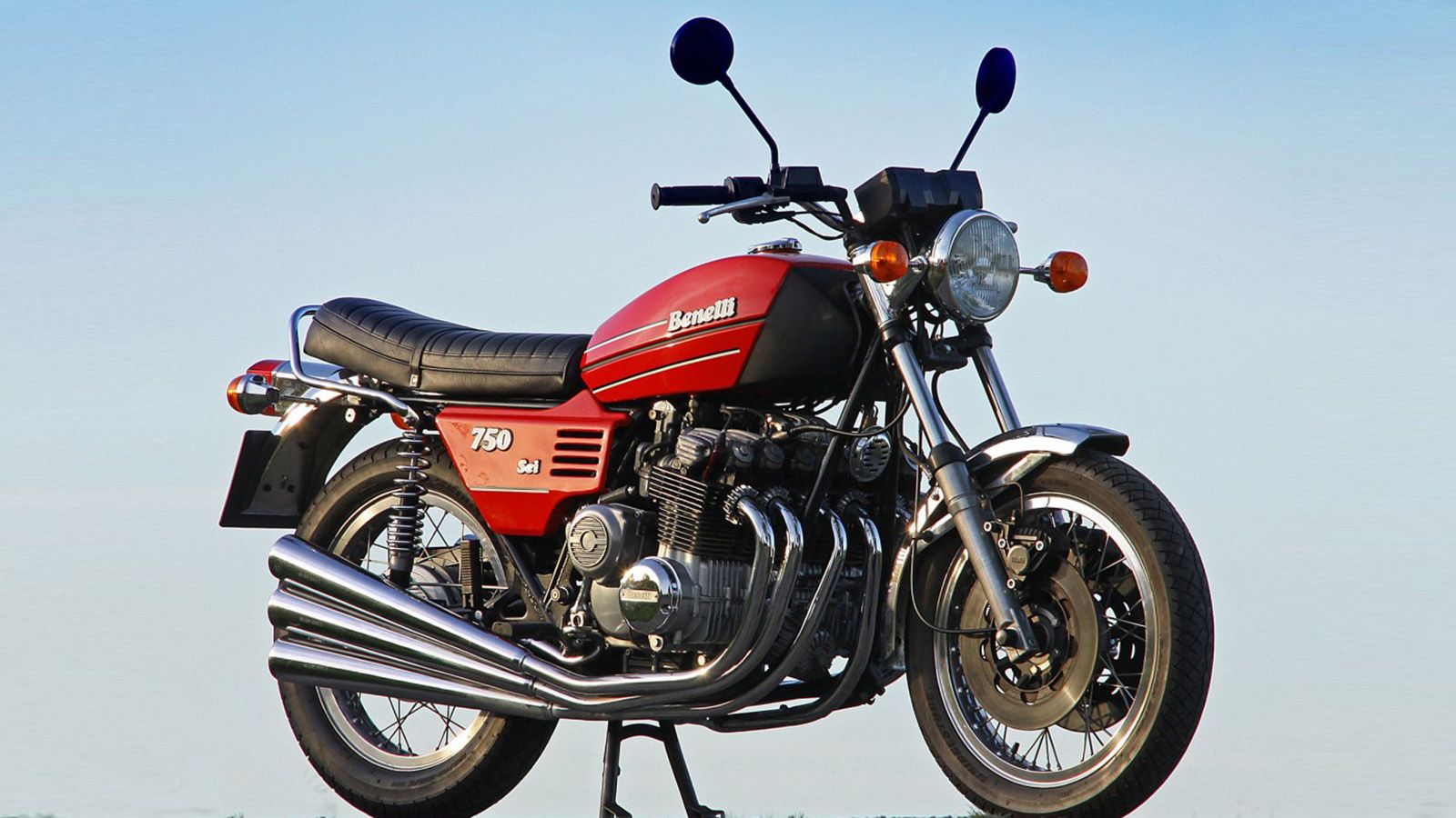 H Benelli Sei 750.