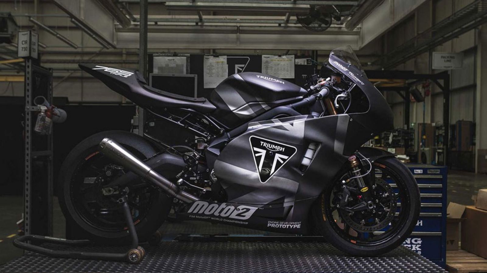 Η μοτοσυκλέτα της Triumph με τον νέο κινητήρα της κατηγορίας Moto2