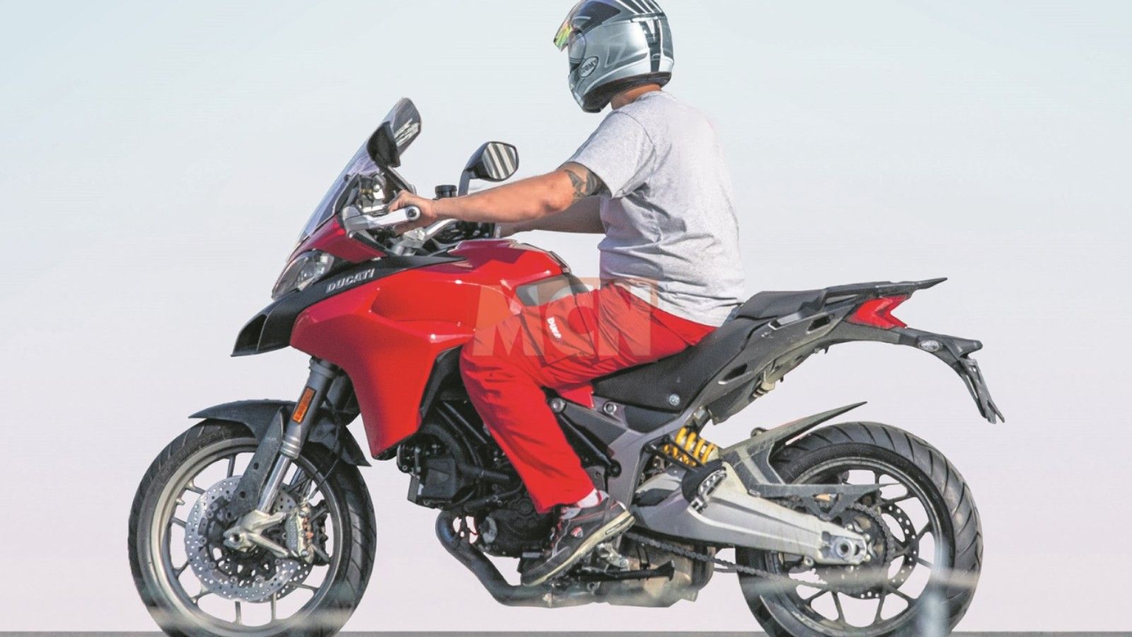 H μοτοσυκλέτα που συνδέεται με την Multistrada 950 του 2019. 