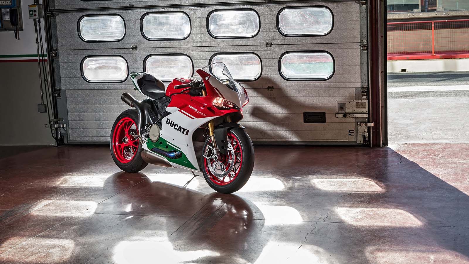 Panigale 1299: Τα τελευταία κομμάτια έρχονται