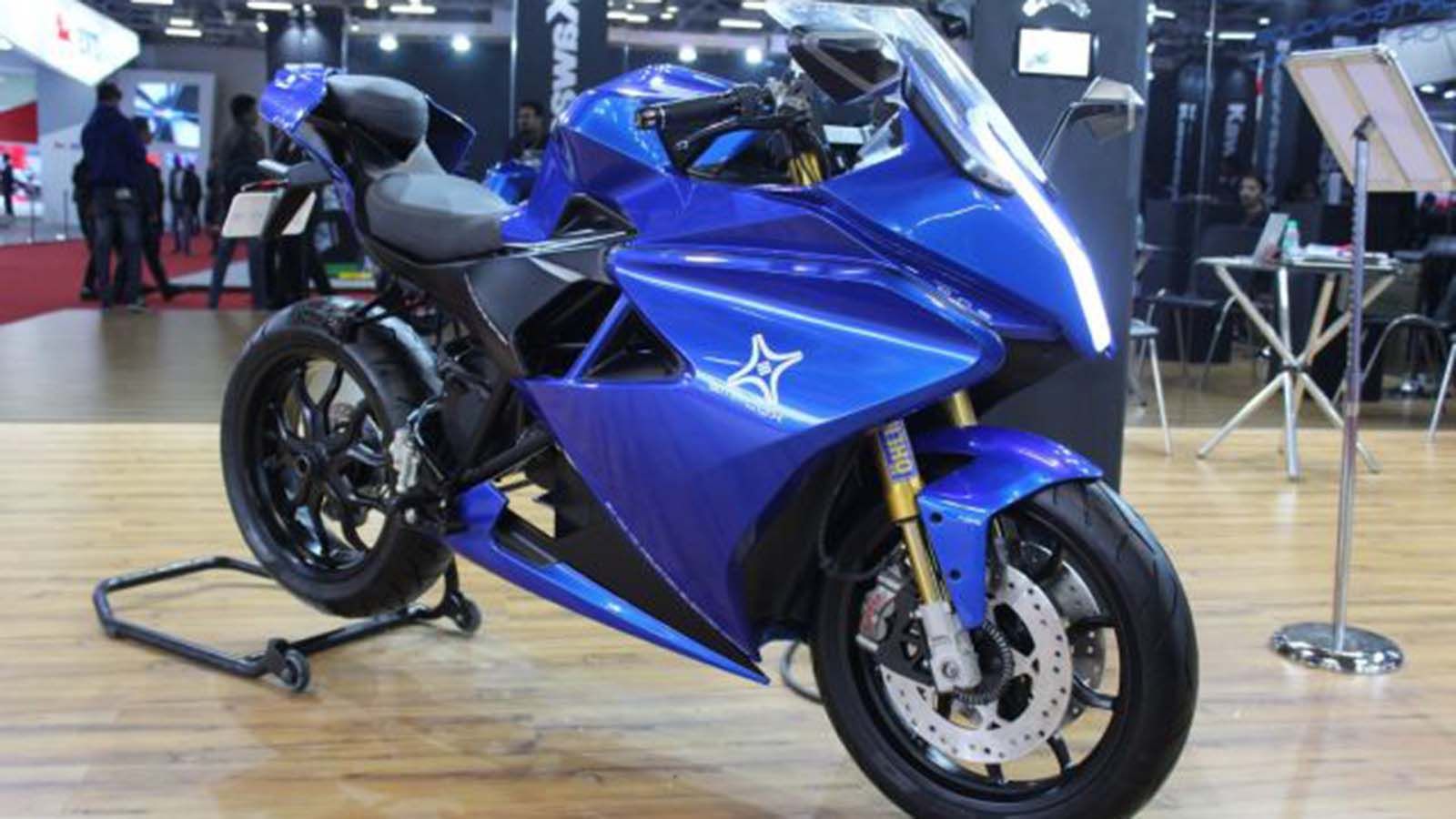 Αυτή είναι η Emflux ONE. Πως σας φαίνεται;