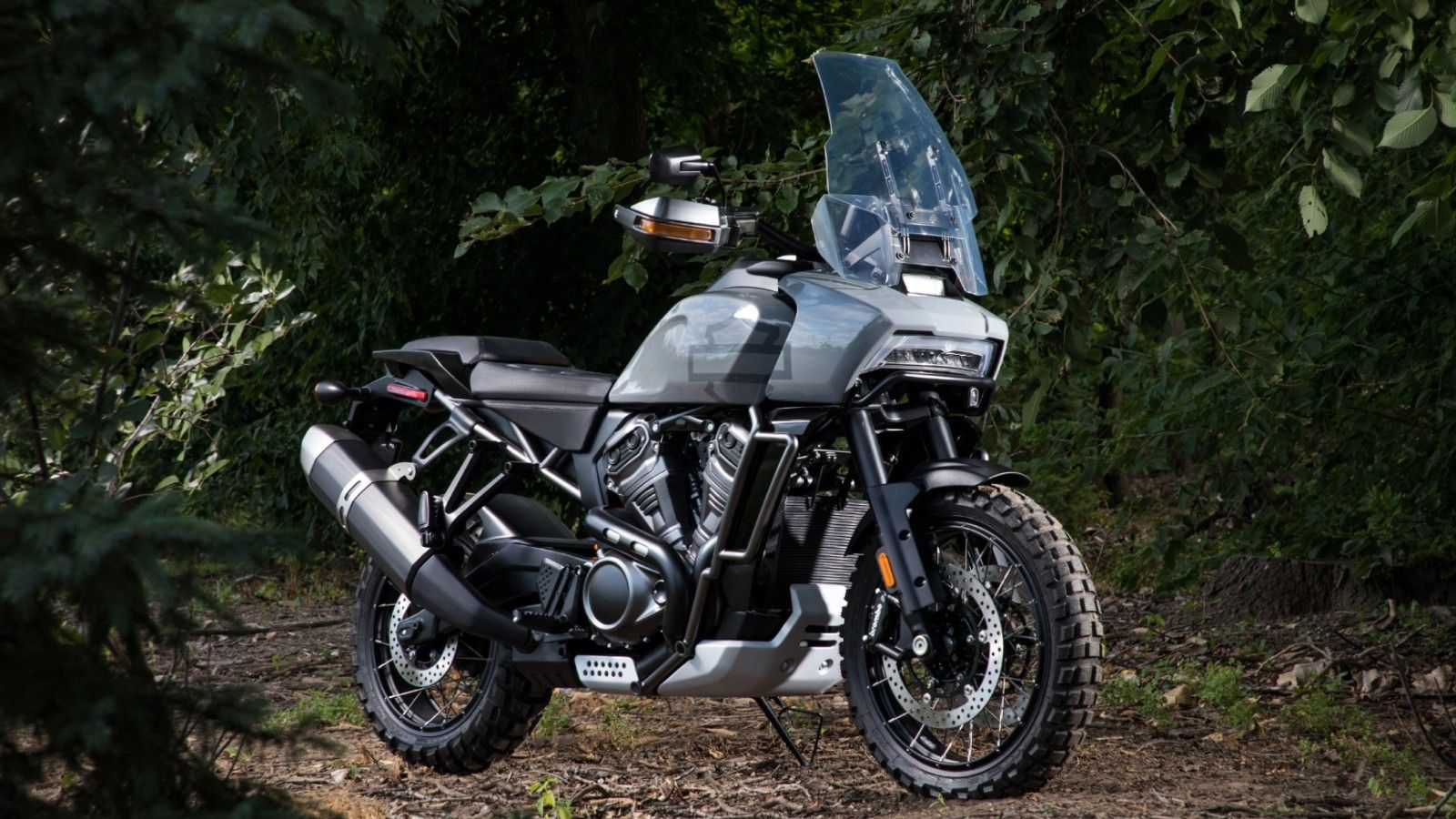 H Harley-Davidson Pan America