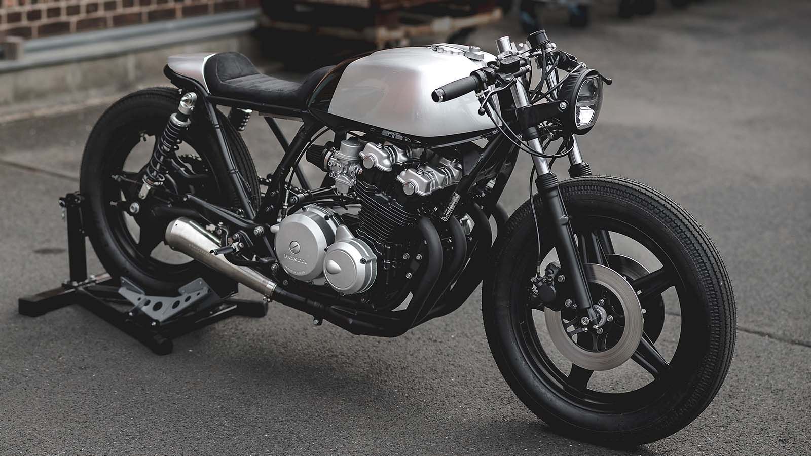 Honda CB750 «Black Swan»
