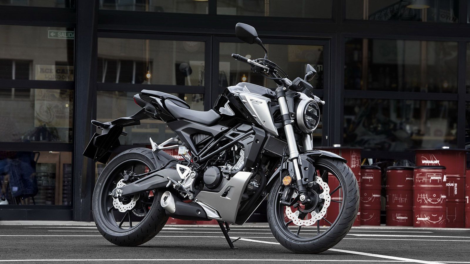 Το νέο Honda CB125R 