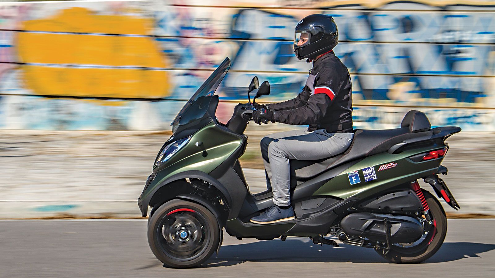 Δοκιμάζουμε: Piaggio MP3 350 Sport