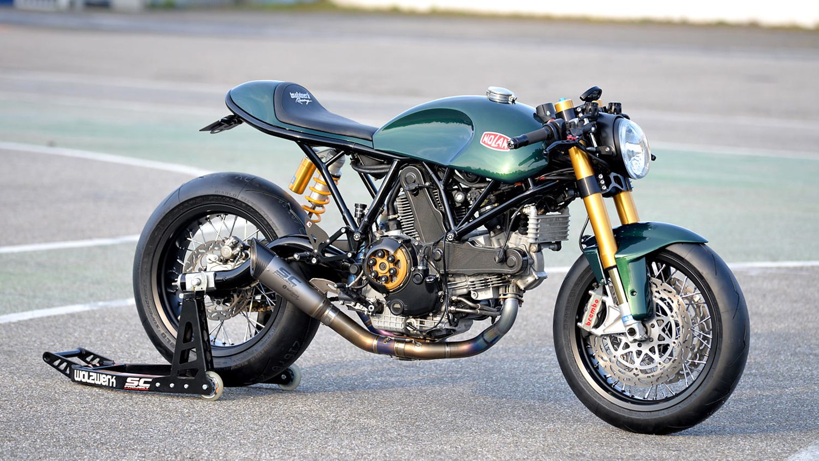 Αλλη μια αριστουργηματική custom δημιουργία...