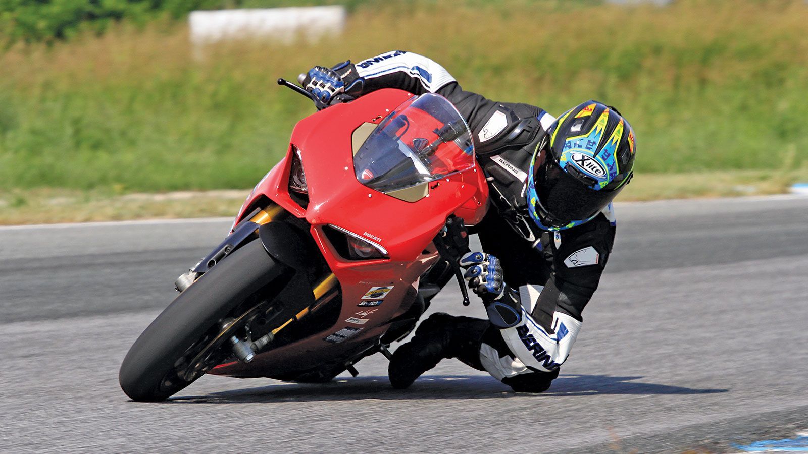 Δοκιμάζοντας την Ducati Panigale V4S