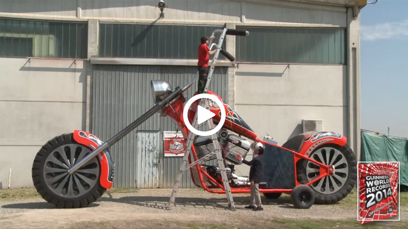 H ψηλότερη μοτοσυκλέτα του κόσμου