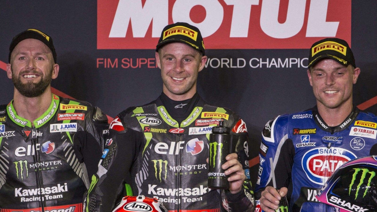 Sykes, Rea και Alex Lowes στο τελευταίο βάθρο της σεζόν του 2018. 