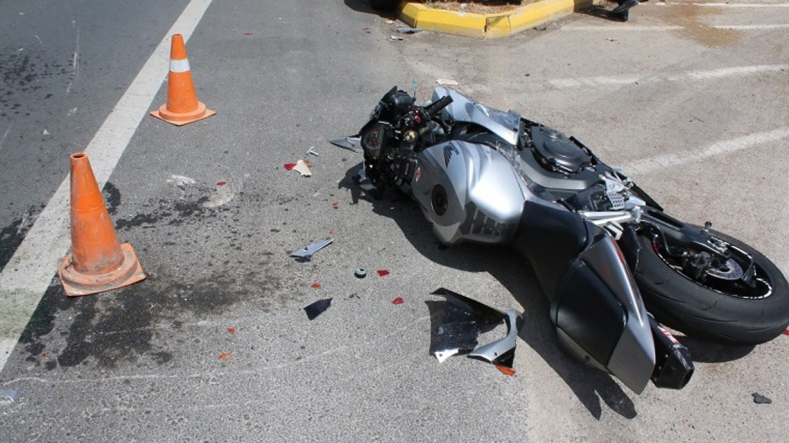 Πληροφορίες αναζητά η τροχαία για δυστύχημα στην Λ. Ποσειδώνος (φωτό αρχείου)