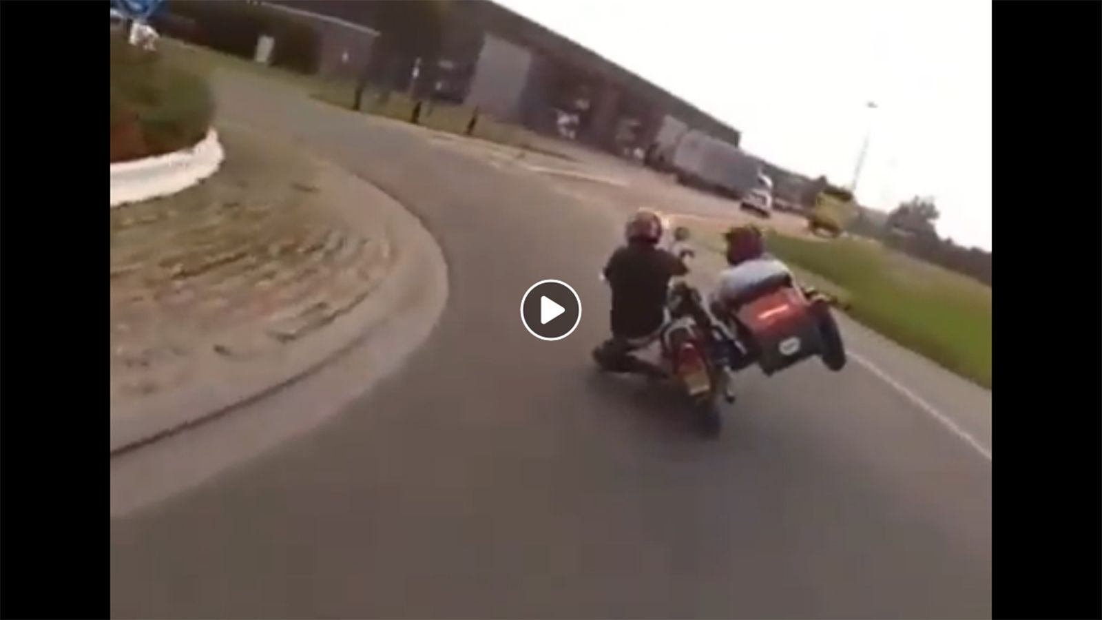 Στρίβοντας με...sidecar