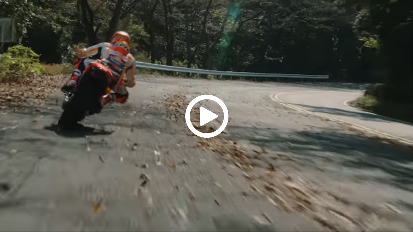 O Marquez οδηγεί στους δρόμους της Ιαπωνίας