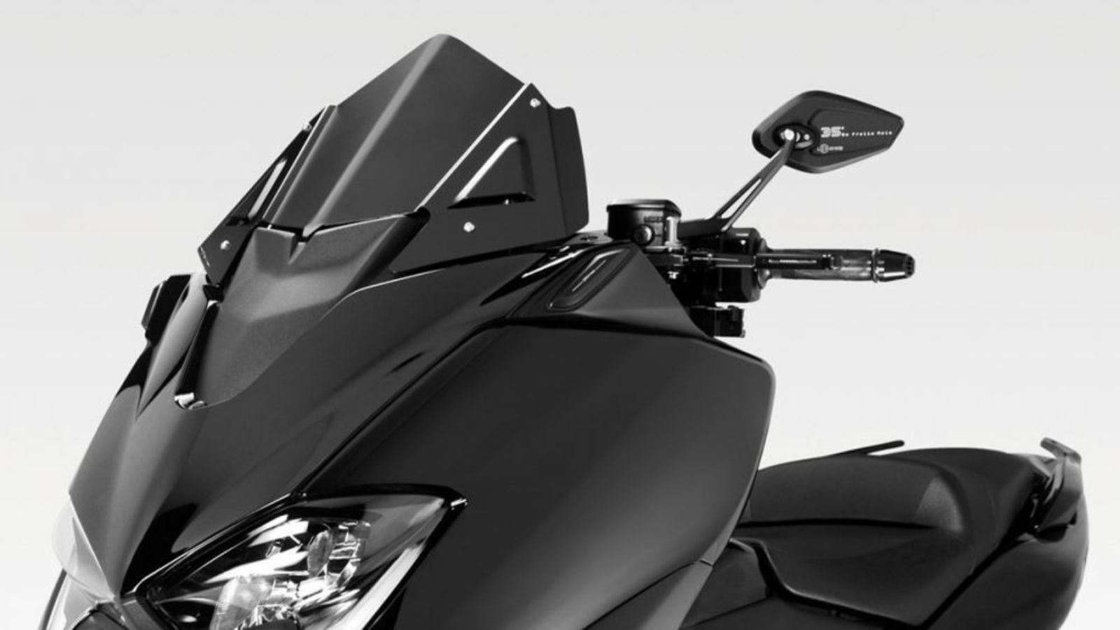 Ζελατίνα De Pretto Μοto Exential για Τ-ΜΑΧ 560 2020