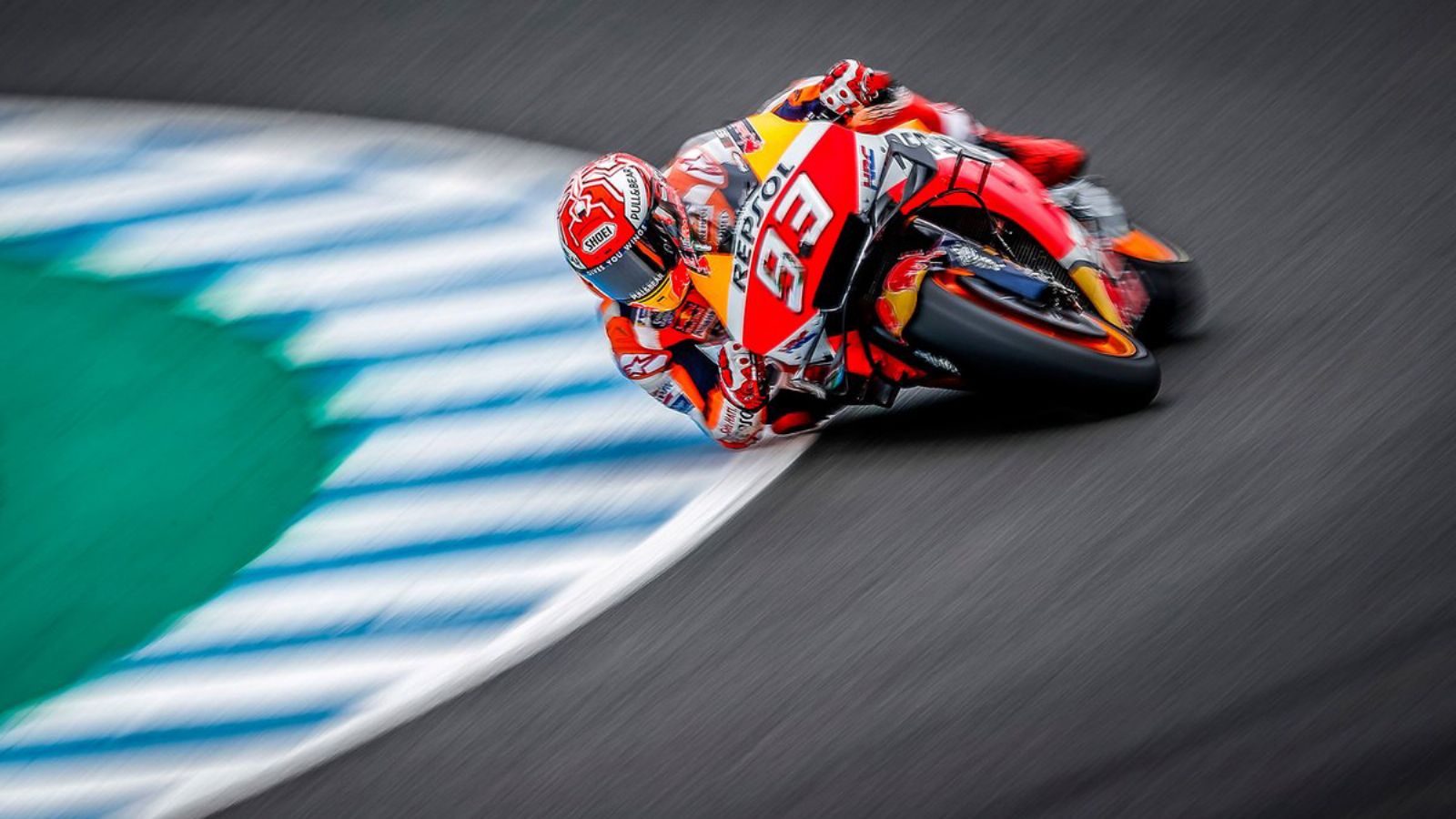 Μην τον είδατε, μην τον απαντήσατε...