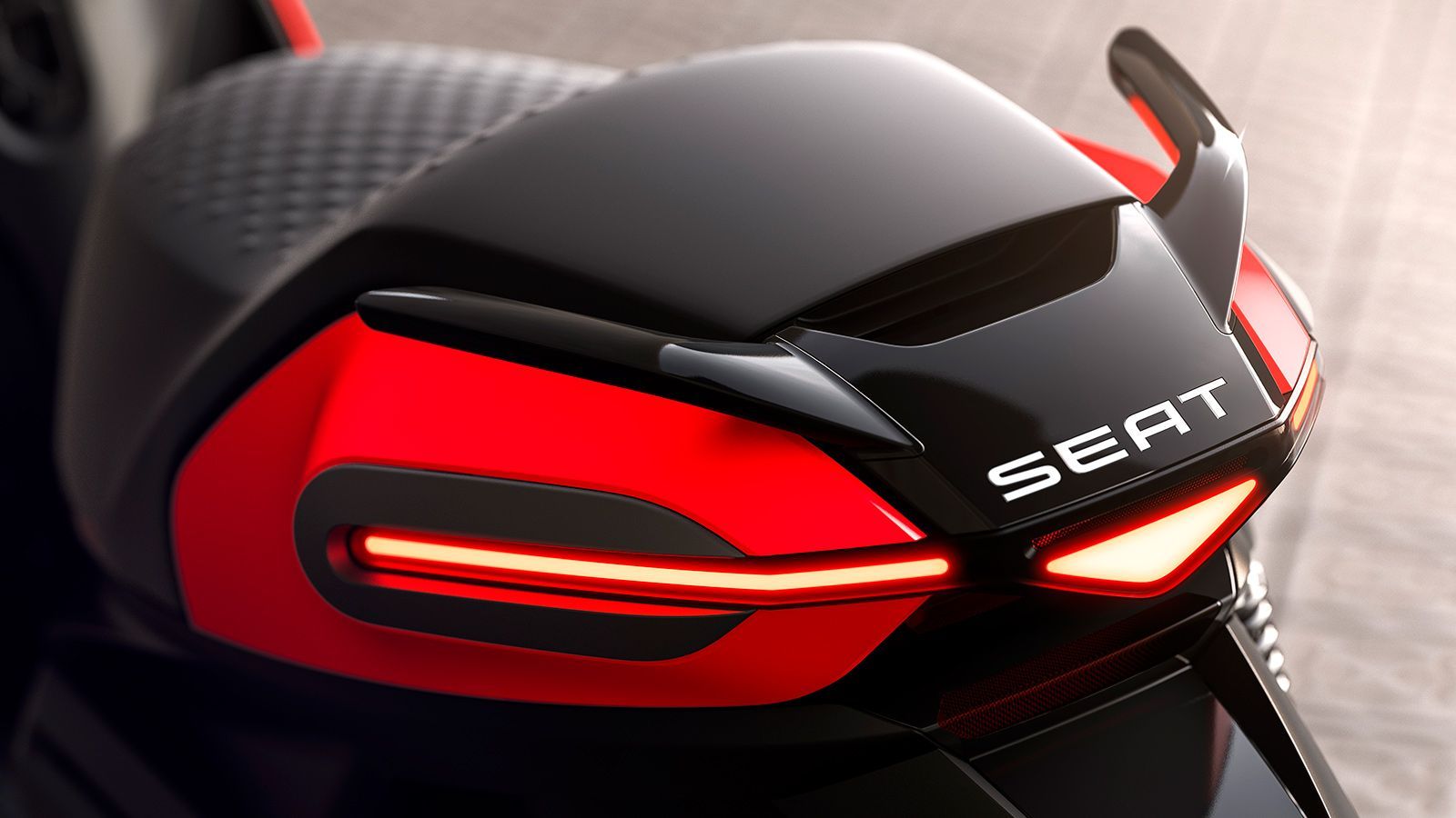 Μια ακόμα μάρκα αυτοκινήτου, που δοκιμάζει τις δυνάμεις της στα δίτροχα, ετοιμάζεται να γίνει η SEAT.