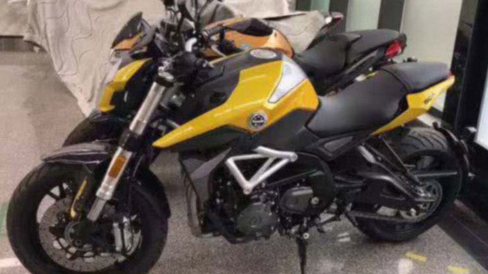 Οι φωτογραφίες που συνδέονται με το νέο Benelli TNT 600