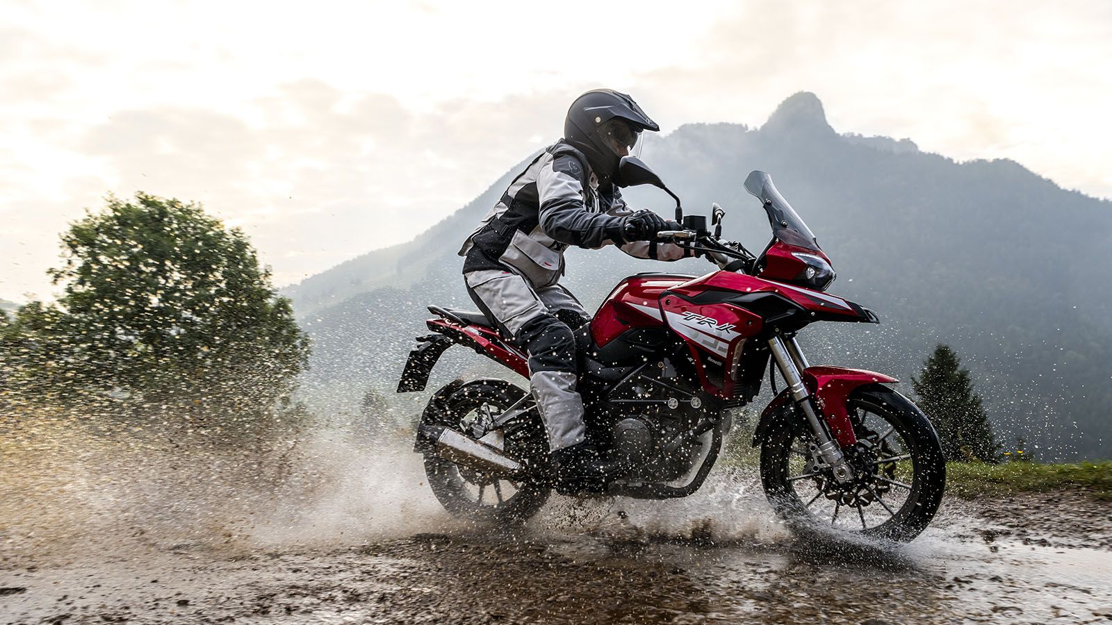 Benelli TRK251: Ιδού η τιμή του