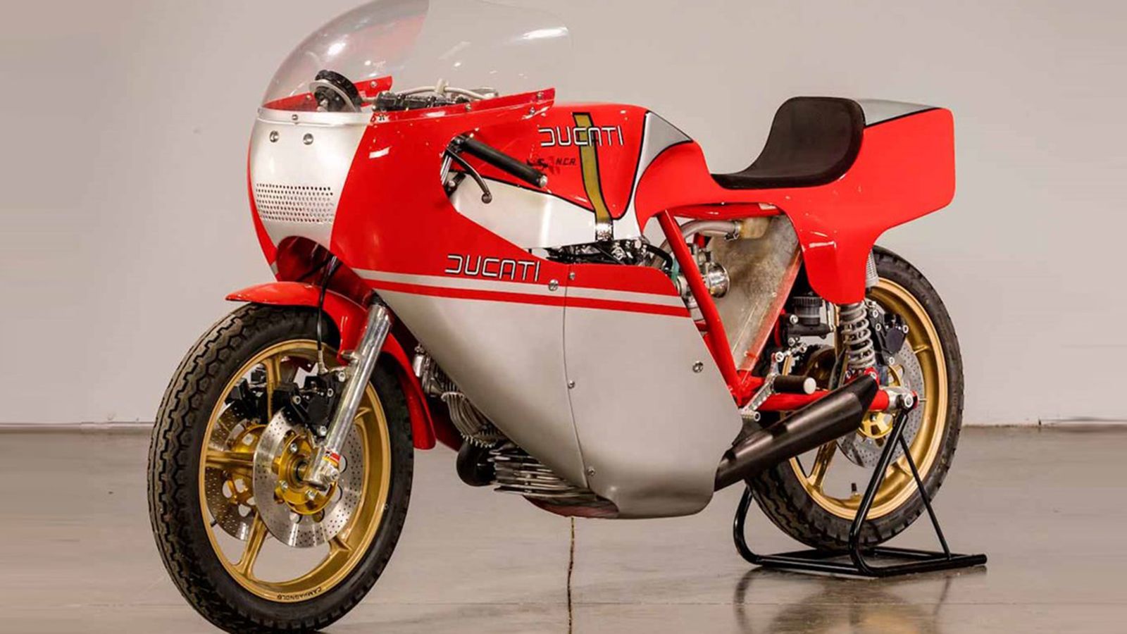 Πωλείται σπάνια Ducati replica Hailwood