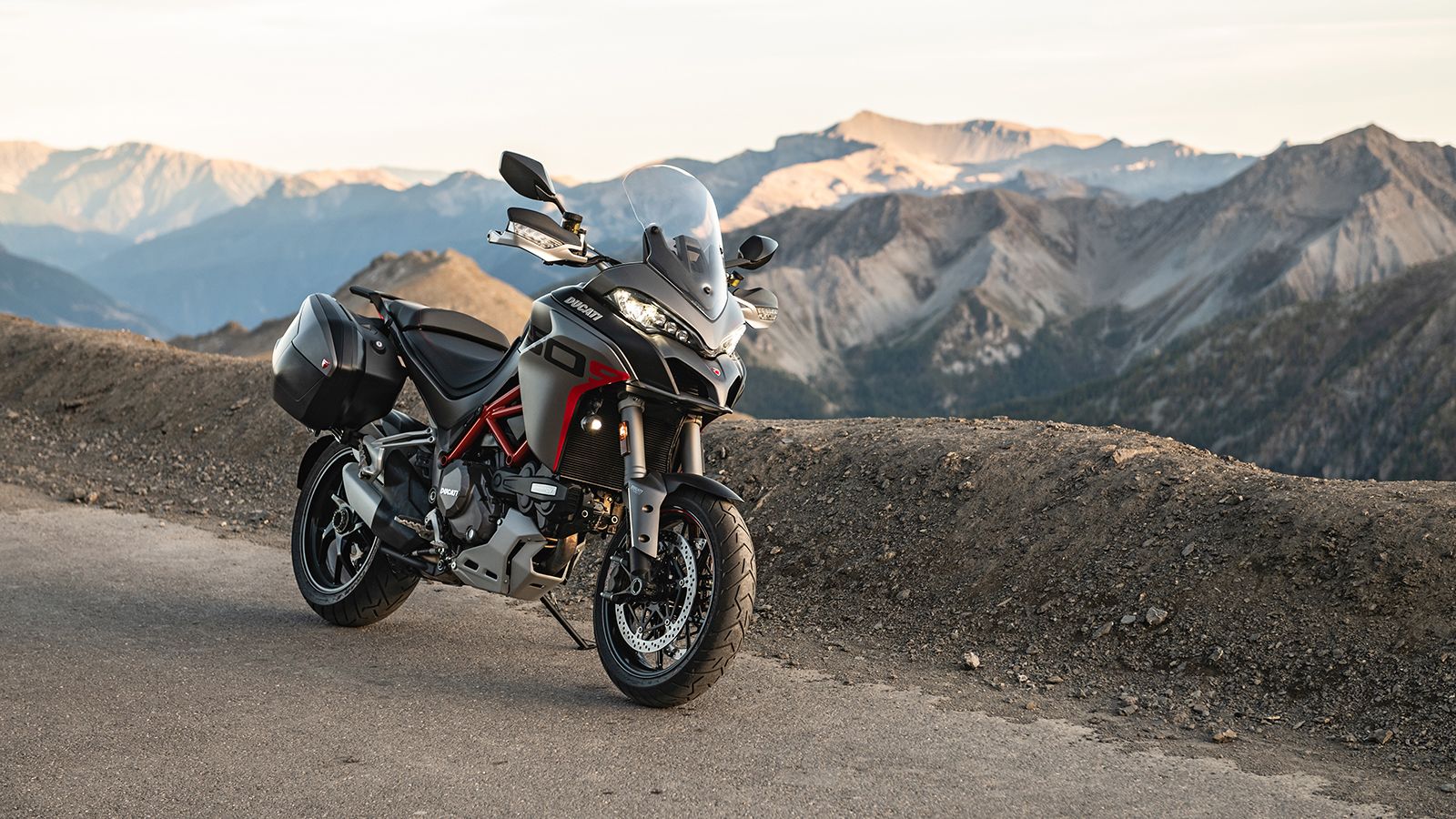 Ducati Multistrada 1260S Grand Tour