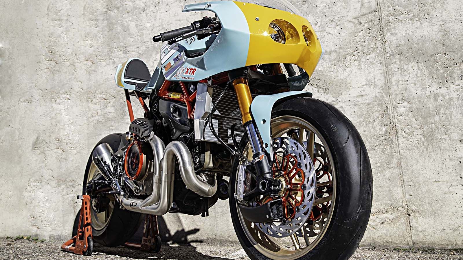 Ducati 821 «Pantah» της XTR Pepo