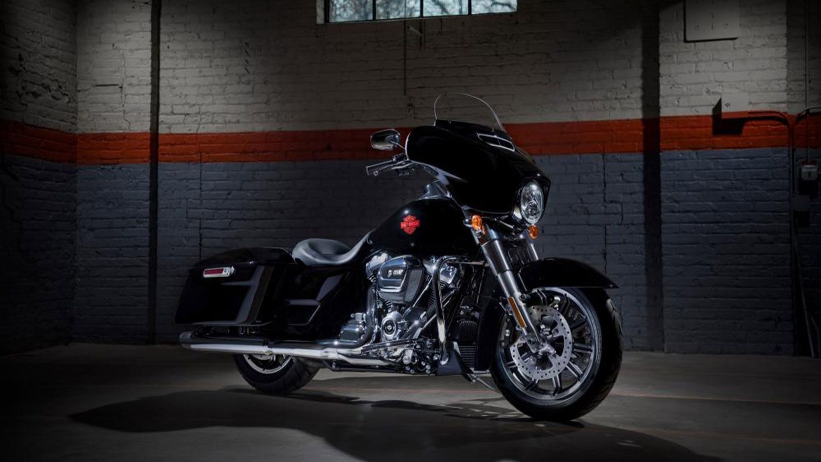 Νέα Harley-Davidson Electra Glide Standard