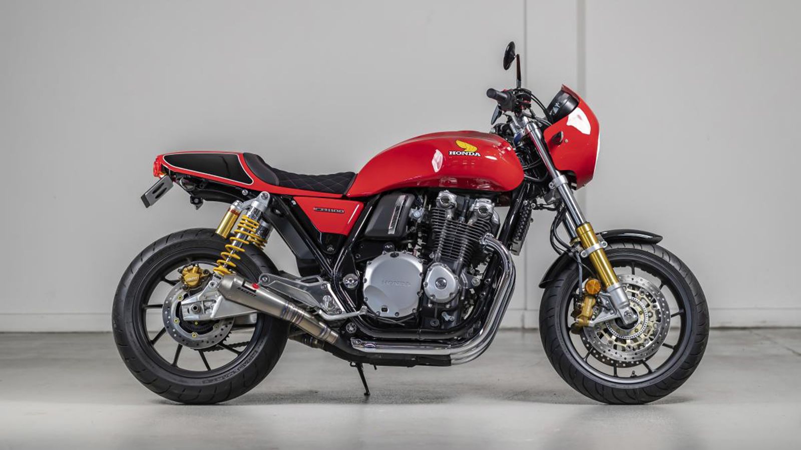 Αυτή είναι η νέα Honda CB1100RS 5four